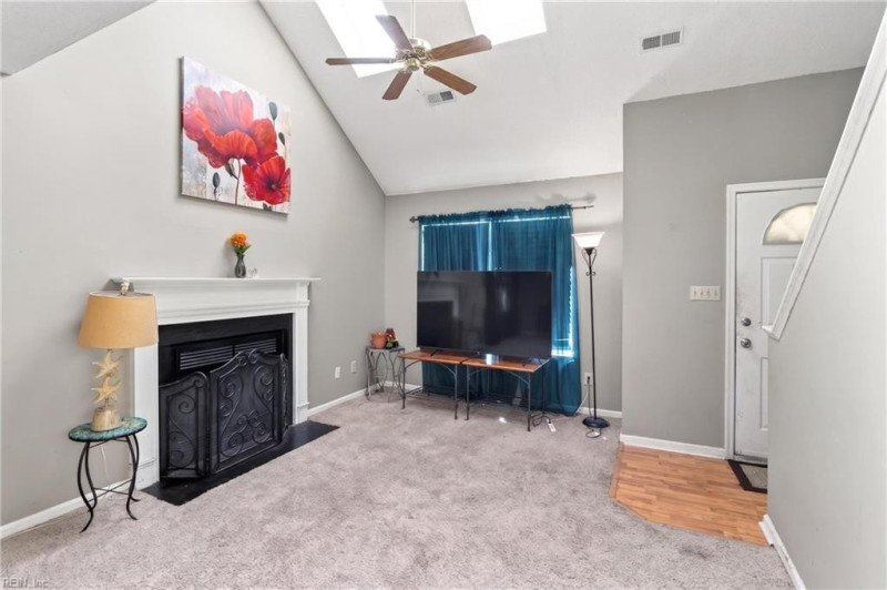 Photo 5 of 21 residential for sale in Newport News virginia