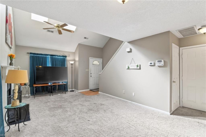 Photo 7 of 21 residential for sale in Newport News virginia