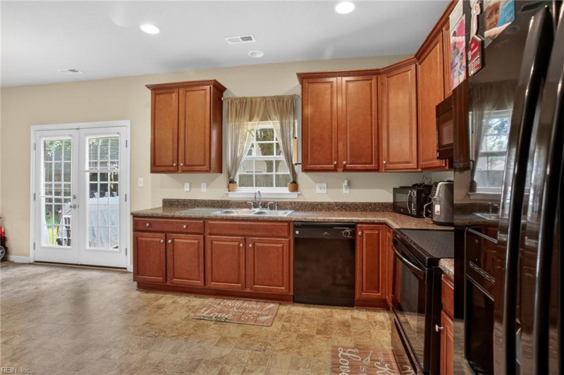 Photo 9 of 33 residential for sale in Chesapeake virginia Photo 9 of 33 residential for sale in Chesapeake virginia