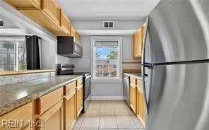 Photo 7 of 25 residential for sale in Virginia Beach virginia
