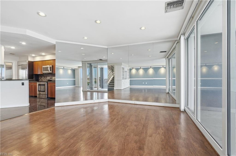 Photo 8 of 48 residential for sale in Norfolk virginia Photo 8 of 48 residential for sale in Norfolk virginia