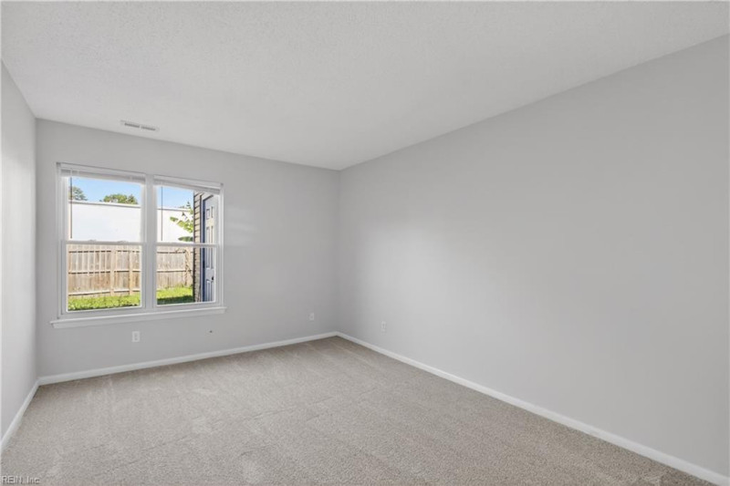 Photo 14 of 25 residential for sale in Virginia Beach virginia