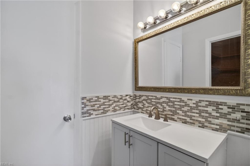 Photo 21 of 25 residential for sale in Virginia Beach virginia