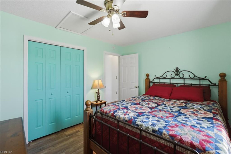 Photo 22 of 36 residential for sale in Suffolk virginia
