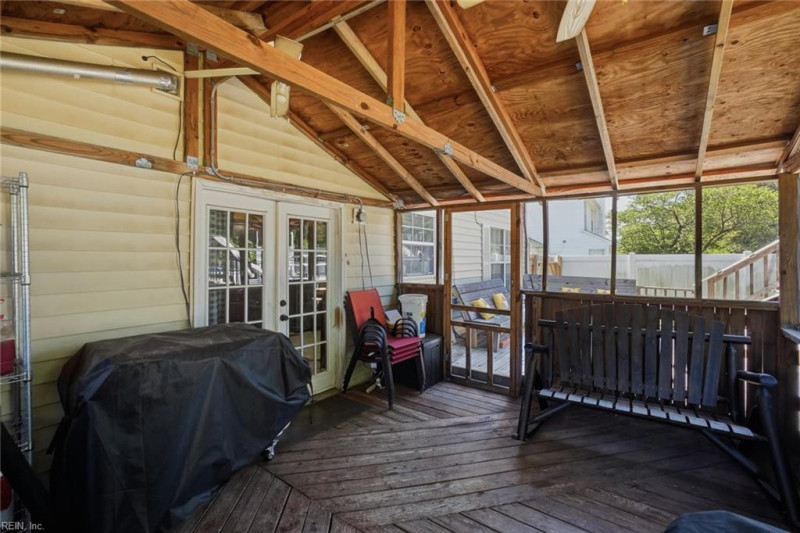 Photo 26 of 36 residential for sale in Suffolk virginia