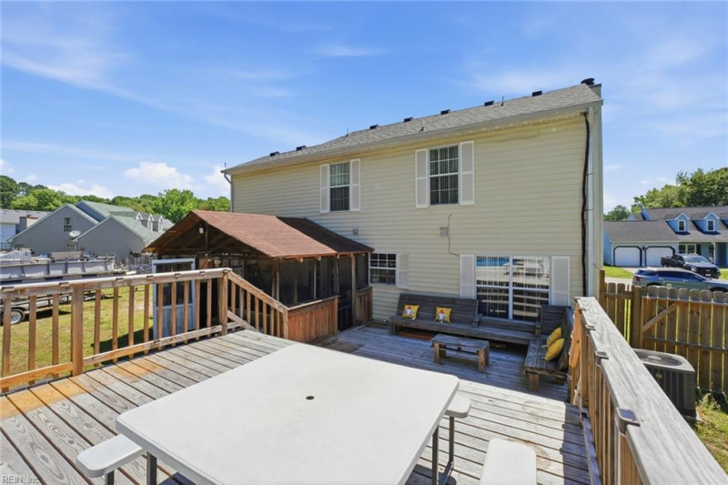 Photo 28 of 36 residential for sale in Suffolk virginia