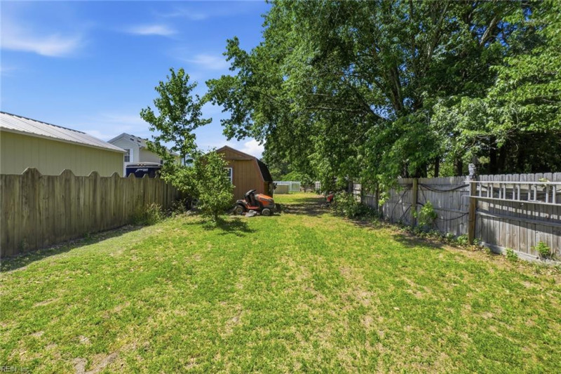 Photo 30 of 36 residential for sale in Suffolk virginia