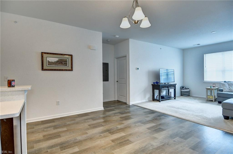 Photo 9 of 26 residential for sale in Virginia Beach virginia