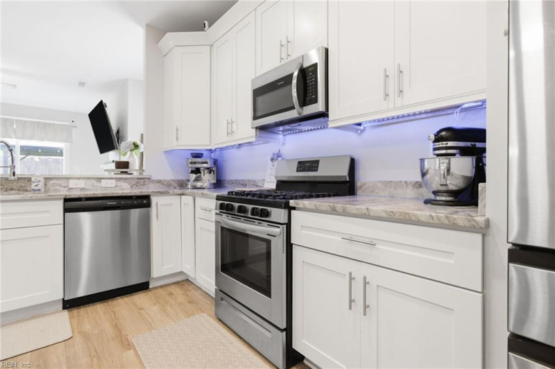 Photo 19 of 48 residential for sale in Virginia Beach virginia
