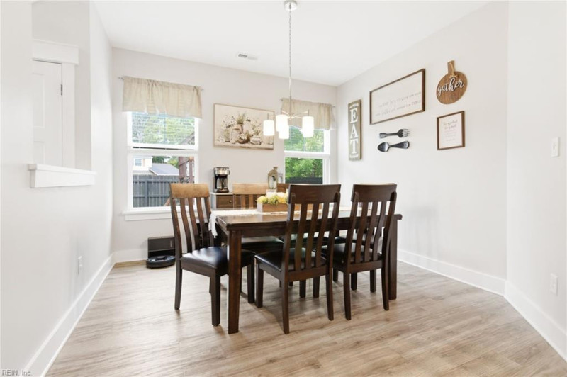 Photo 21 of 48 residential for sale in Virginia Beach virginia