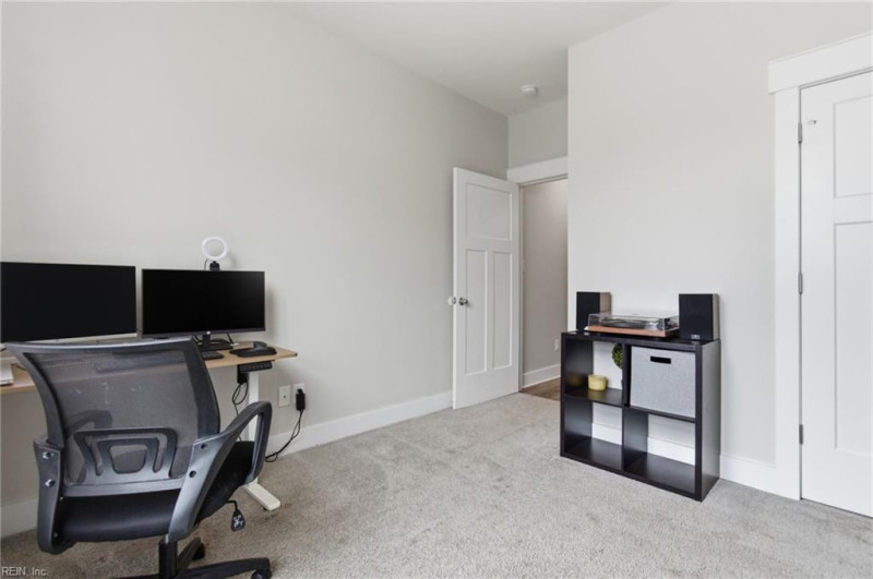 Photo 26 of 48 residential for sale in Virginia Beach virginia