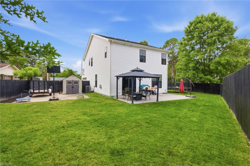 Photo 9 of 48 residential for sale in Virginia Beach virginia