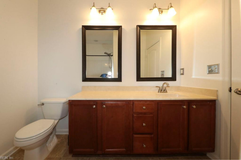 Photo 22 of 34 residential for sale in Chesapeake virginia