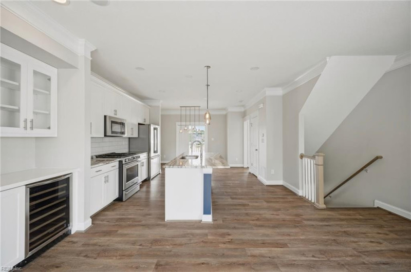 Photo 10 of 42 residential for sale in Virginia Beach virginia