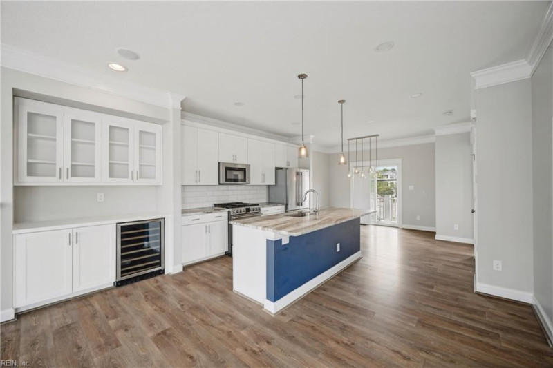 Photo 16 of 42 residential for sale in Virginia Beach virginia