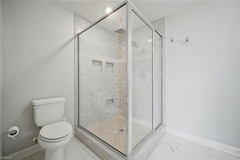 Photo 23 of 42 residential for sale in Virginia Beach virginia