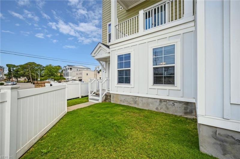 Photo 3 of 42 residential for sale in Virginia Beach virginia