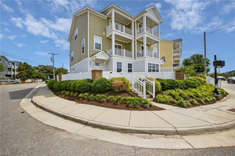 Photo 33 of 42 residential for sale in Virginia Beach virginia