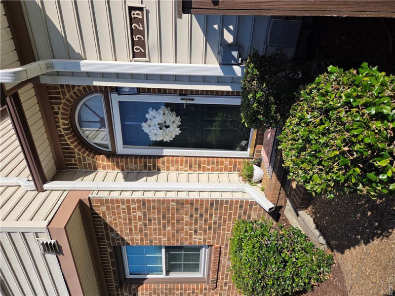Photo 1 of 28 residential for sale in Chesapeake virginia