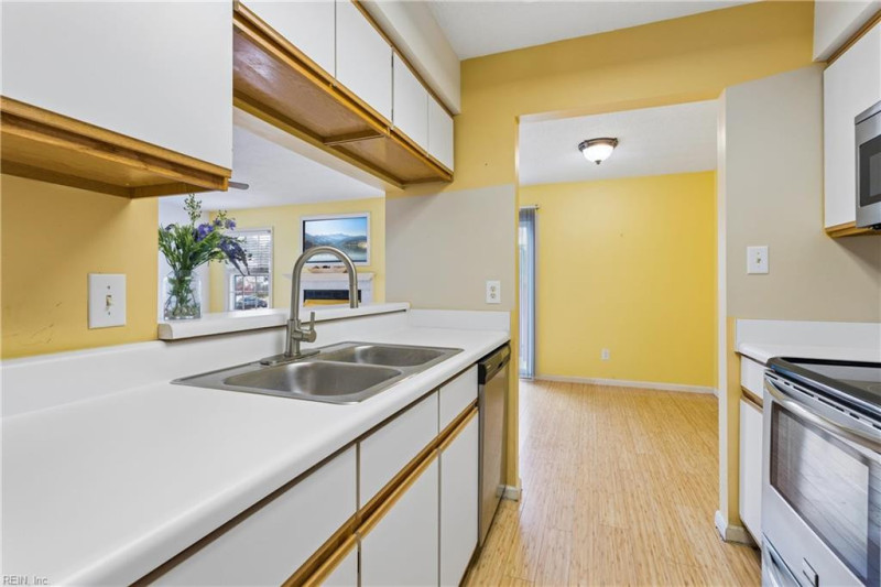 Photo 15 of 44 residential for sale in Portsmouth virginia Photo 15 of 44 residential for sale in Portsmouth virginia