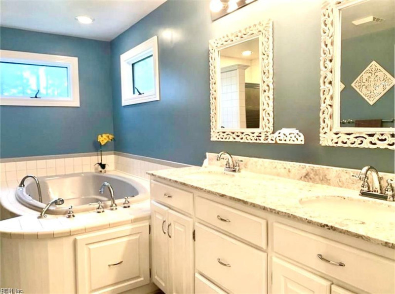 Photo 12 of 20 residential for sale in Franklin virginia