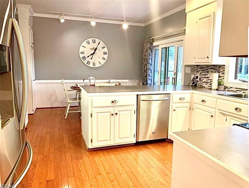 Photo 5 of 20 residential for sale in Franklin virginia
