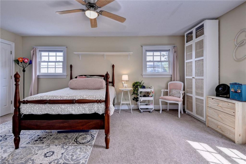Photo 19 of 47 residential for sale in James City County virginia