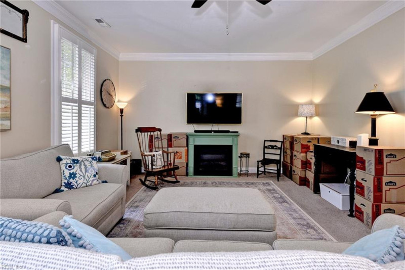 Photo 7 of 47 residential for sale in James City County virginia