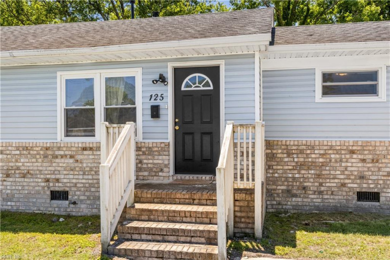 Photo 3 of 13 residential for sale in Portsmouth virginia Photo 3 of 13 residential for sale in Portsmouth virginia