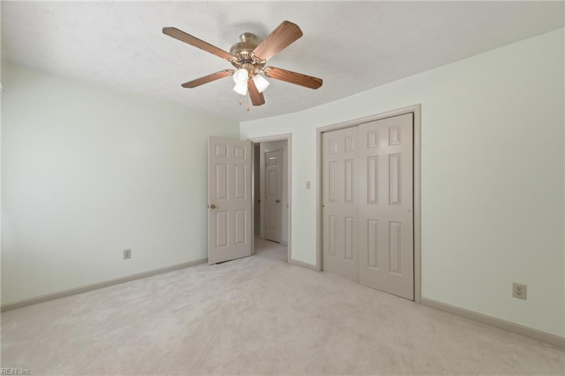 Photo 18 of 49 residential for sale in Hampton virginia