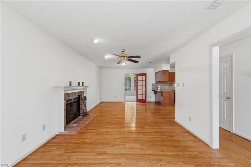 Photo 5 of 49 residential for sale in Hampton virginia