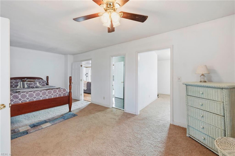 Photo 22 of 50 residential for sale in Portsmouth virginia