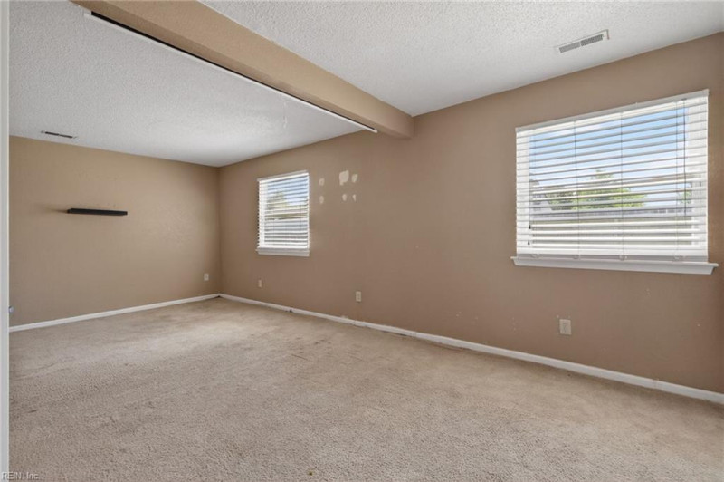 Photo 12 of 28 residential for sale in Virginia Beach virginia