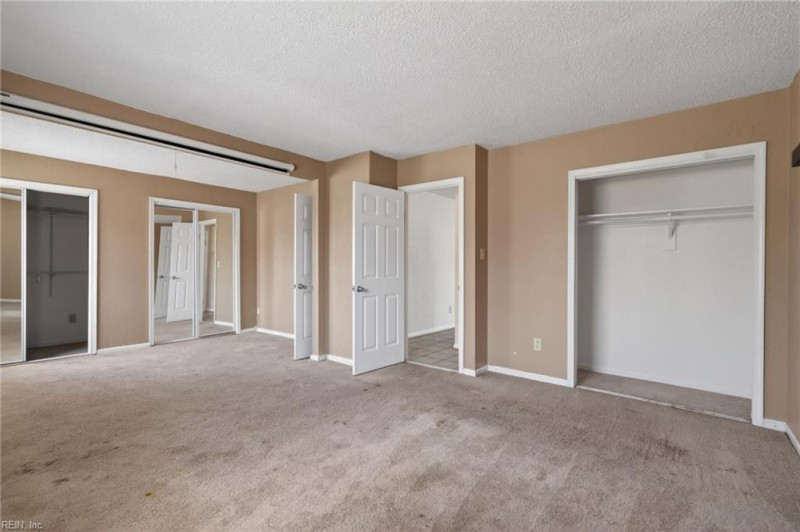 Photo 14 of 28 residential for sale in Virginia Beach virginia