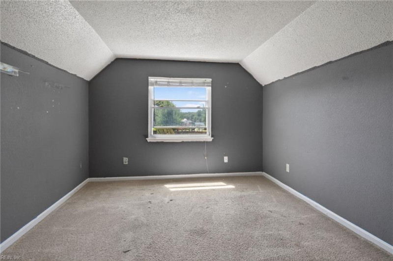 Photo 19 of 28 residential for sale in Virginia Beach virginia