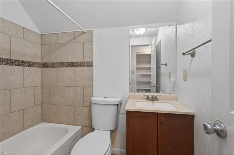 Photo 22 of 28 residential for sale in Virginia Beach virginia