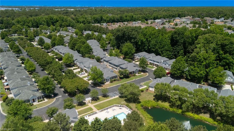 Photo 5 of 45 residential for sale in Chesapeake virginia