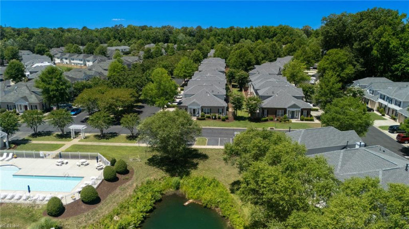 Photo 7 of 45 residential for sale in Chesapeake virginia