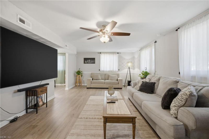 Photo 2 of 21 residential for sale in Hampton virginia