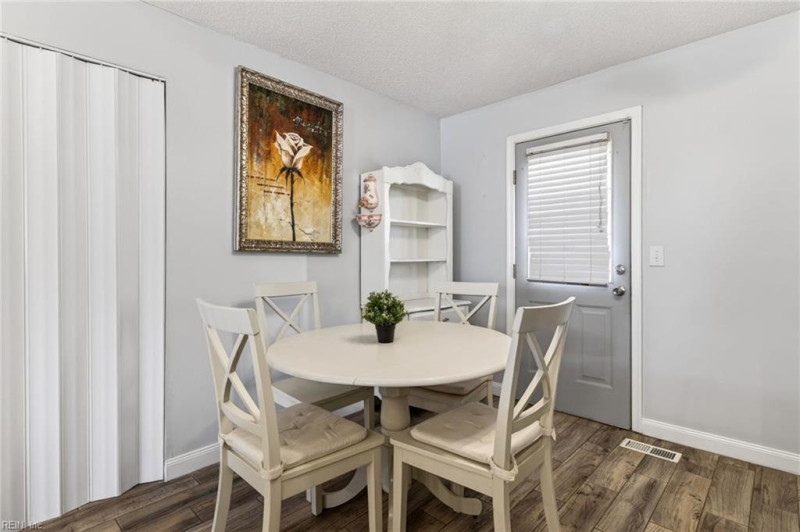 Photo 8 of 17 residential for sale in Norfolk virginia Photo 8 of 17 residential for sale in Norfolk virginia