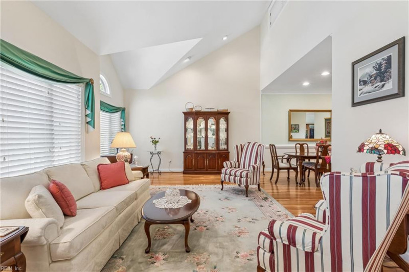 Photo 19 of 34 residential for sale in Hampton virginia
