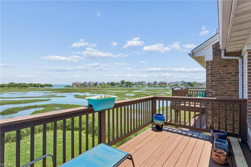 Photo 22 of 34 residential for sale in Hampton virginia