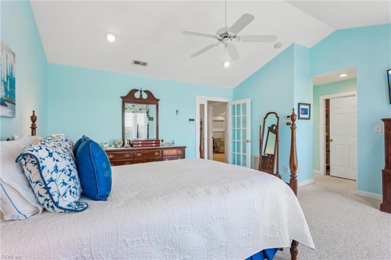 Photo 25 of 34 residential for sale in Hampton virginia