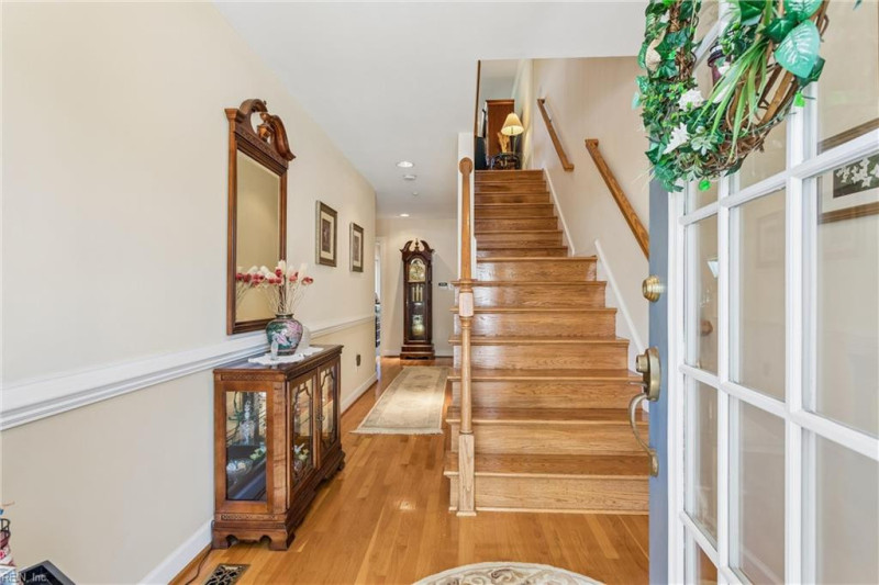 Photo 3 of 34 residential for sale in Hampton virginia