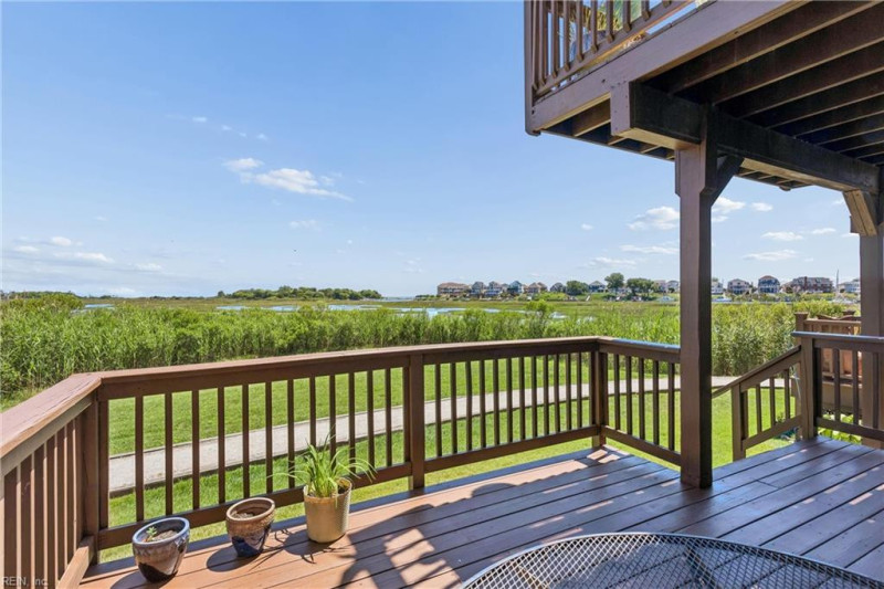 Photo 30 of 34 residential for sale in Hampton virginia