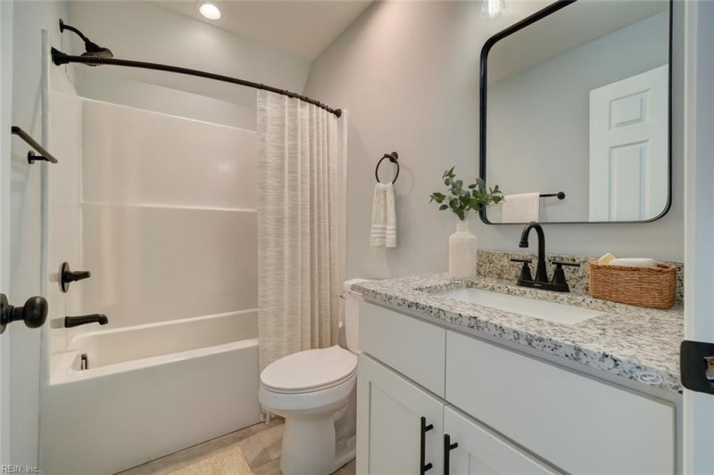 Photo 9 of 11 residential for sale in Petersburg City virginia Photo 9 of 11 residential for sale in Petersburg City virginia