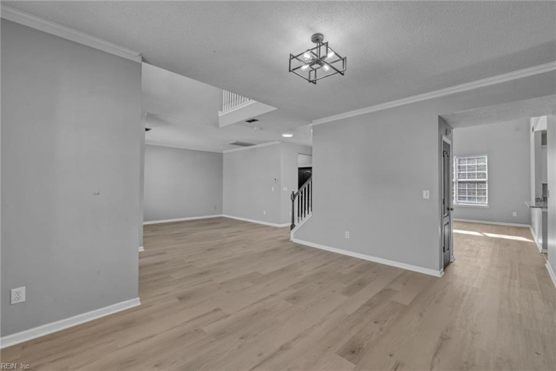 Photo 10 of 50 residential for sale in Chesapeake virginia
