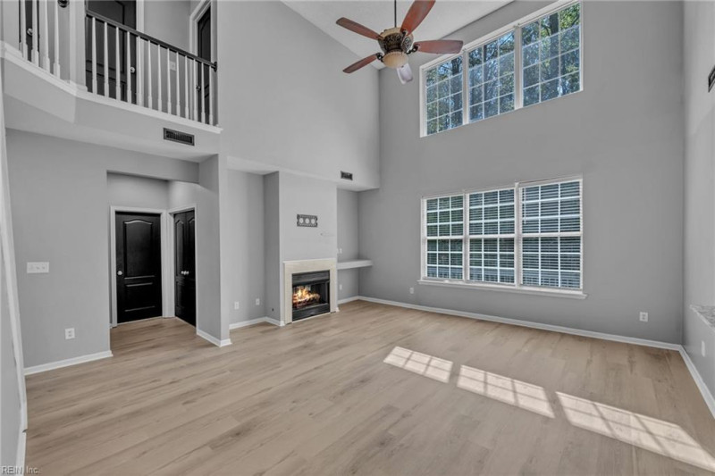 Photo 12 of 50 residential for sale in Chesapeake virginia