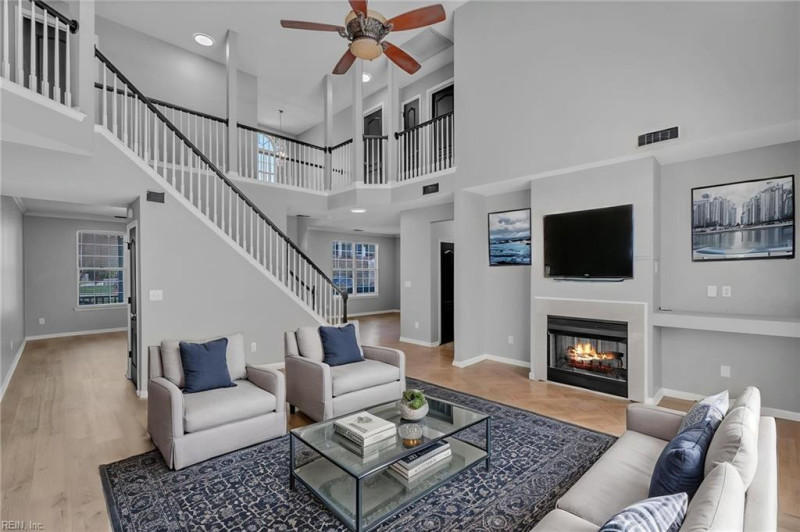 Photo 16 of 50 residential for sale in Chesapeake virginia