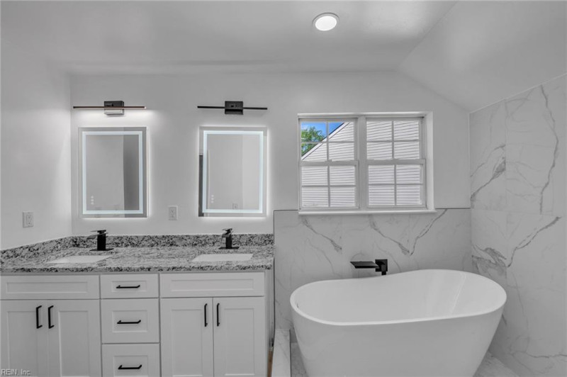 Photo 32 of 50 residential for sale in Chesapeake virginia